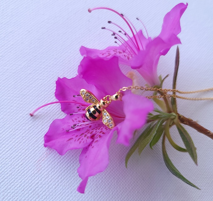 BeeLoved Necklace
