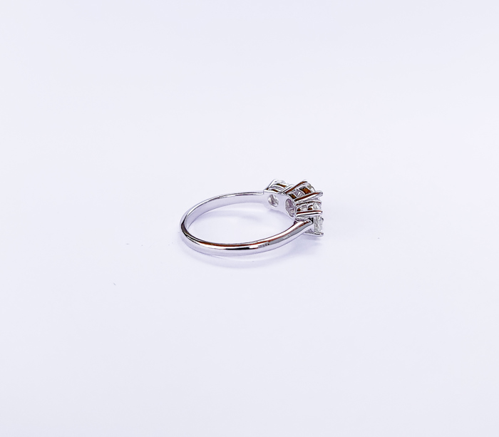 The Luisa Ring - 2 ct Moissanite