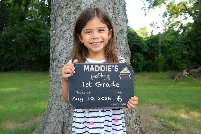Personalized First Day of School Chalkboard Sign, Reusable 8x12 Back to School Photo Prop with Custom Name, First & Last Day Keepsake for Kids