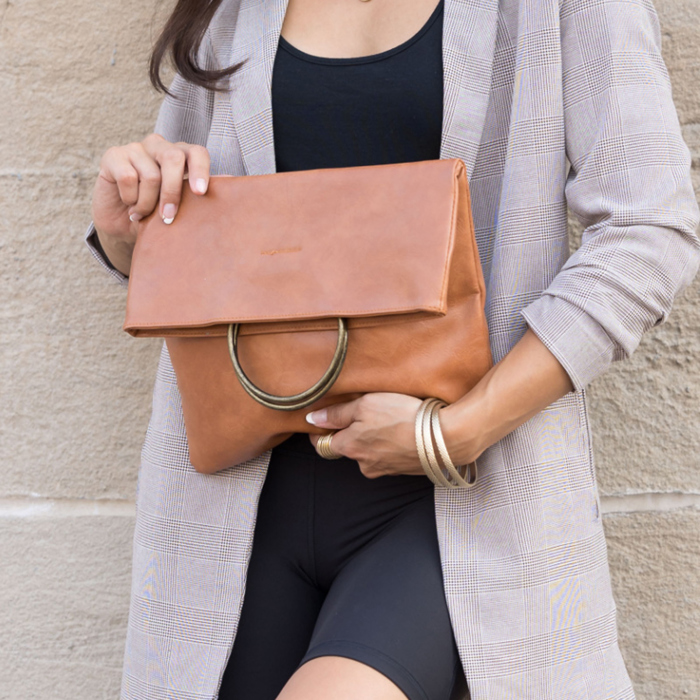 Fold-over O-ring Clutch