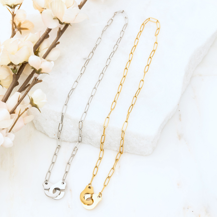 18K STAINLESS STEEL HANDCUFF NECKLACE