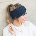  C.C� Fine Yarn Headwrap