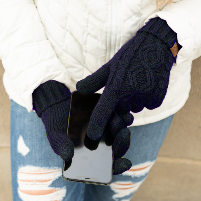 C.C� Cable Knit Lined Gloves