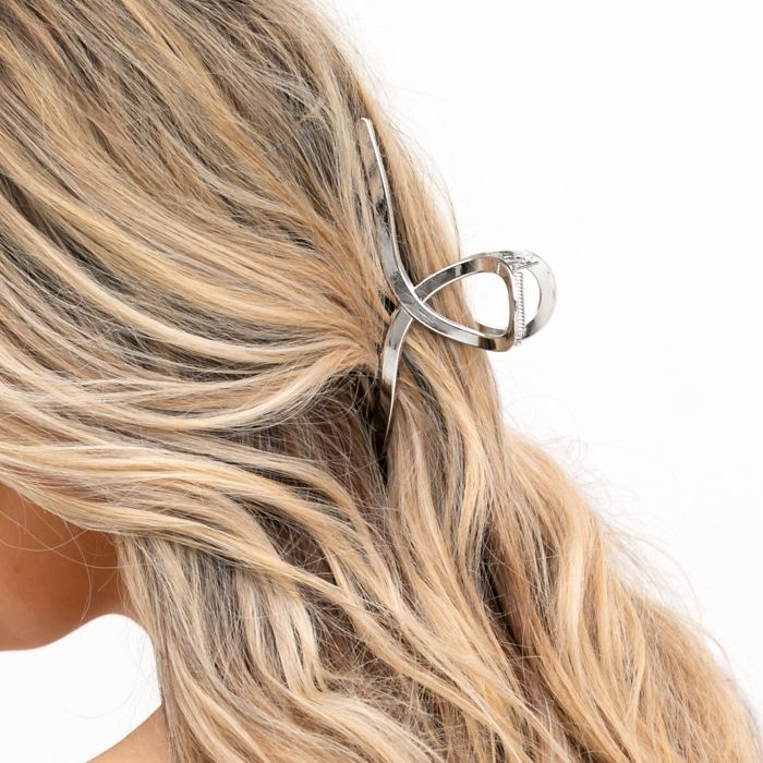 Metallic Loop Hair Claw