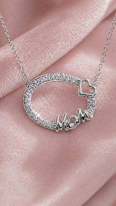 Sterling Silver Hollow CZ Oval W/ "MOM" & Heart Necklace
