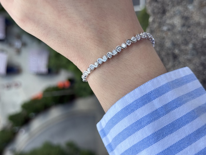 Sterling Silver Moissanite Infinity Tennis Bracelet (7")