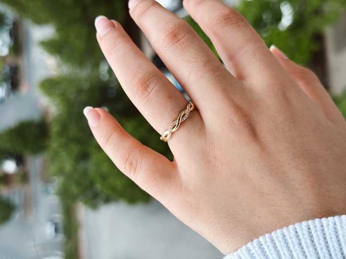 Sterling Silver Moissanite Pave Twisted Eternity Band