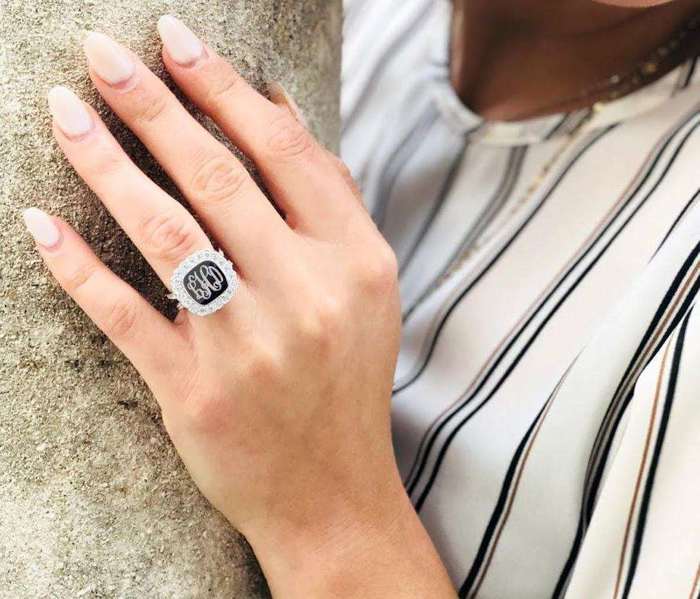 Elegant Engravable Sterling Silver CZ Single Split Band Ring