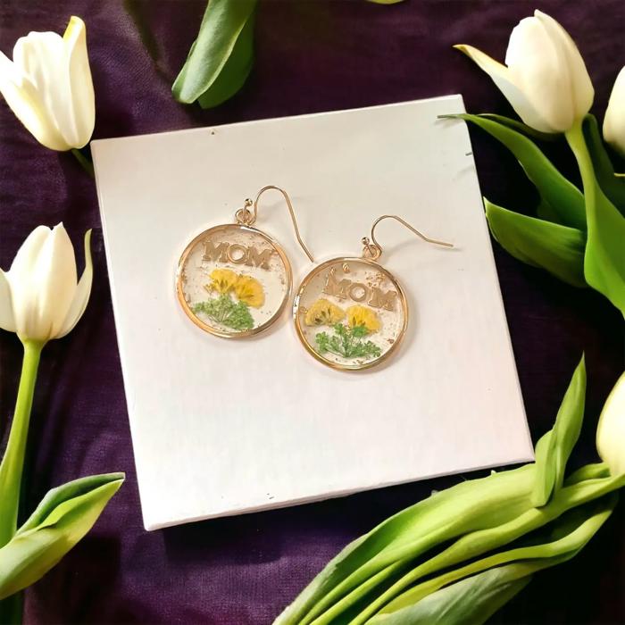 Pressed Flower Resin MOM Gold Earrings - Mothers Day Gift