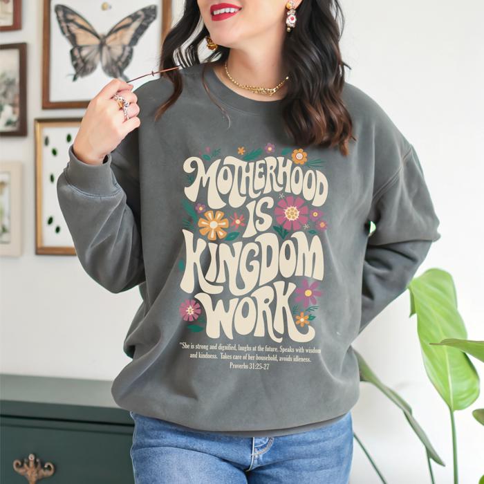 Motherhood is Kingdom Work, Pepper Gray Comfort Colors Sweatshirt, Retro Vibe Fall Sweatshirt