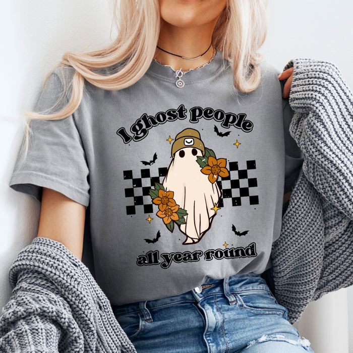 I Ghost People All Year Round Comfot Colors Tee, Halloween Ghost Graphic Tee, Fall Trendy Ghost Printed Tee