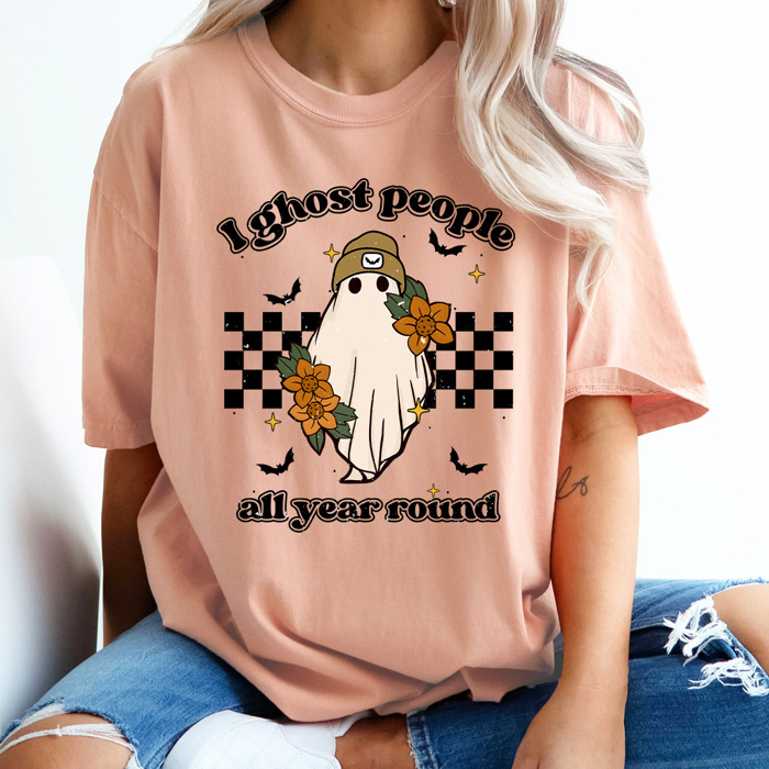 I Ghost People All Year Round Comfot Colors Tee, Halloween Ghost Graphic Tee, Fall Trendy Ghost Printed Tee