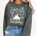 Small Charcoal Merry Christmas Theme Park Fleece Sweatshirt, Snowflake Mouse Pull Over