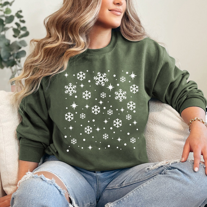 Falling Snowflakes Winter Fleece Sweatshirt, Cold Weather Sweatshirt, Snow Pullover 