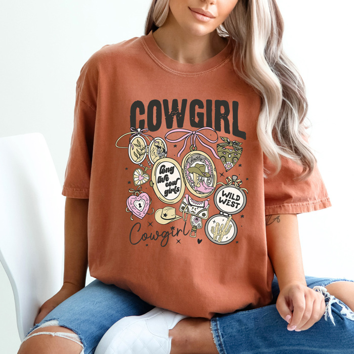Cowgirl Locket Aesthetic Comfort Colors Tee, Cowgirl Locket Graphic Tee, Western Shirt