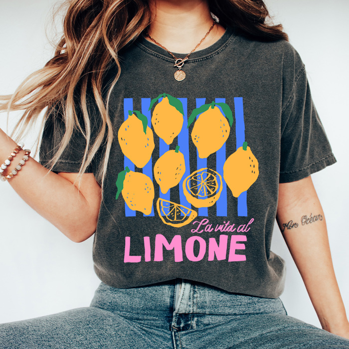 La Vita Al Limone Comfort Colors Tee, Summer Lemon Printed Tee, Zesty Lemon Shirt