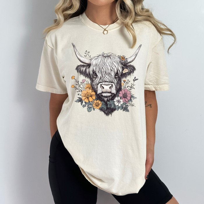 Floral Highland Cow Comfort Colors Tee, Western Flower Cow Printed Tee, Cowgirl Shirt 