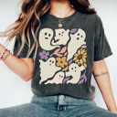 Small Pepper Boho Floral Flying Ghosts Graphic Tee, Fall Flowers Shirt, Halloween Ghost Comfort Colors Tee