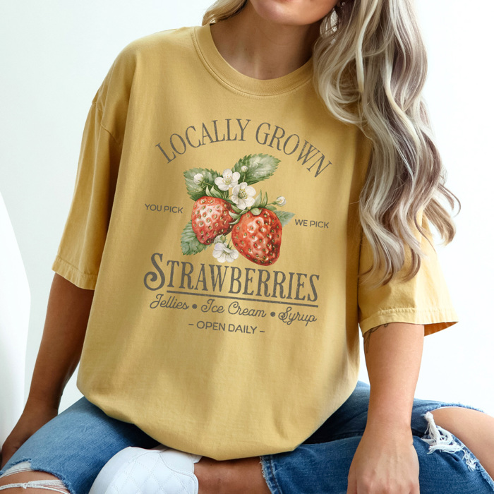 Local Grown Strawberries Graphic Tee, Trendy Shirt, Summer Graphic Tee, Strawberry Shirt