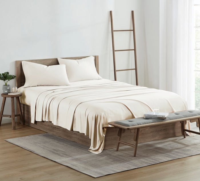 Kathy Ireland 300 Thread Count 100% Bamboo Sheet Set