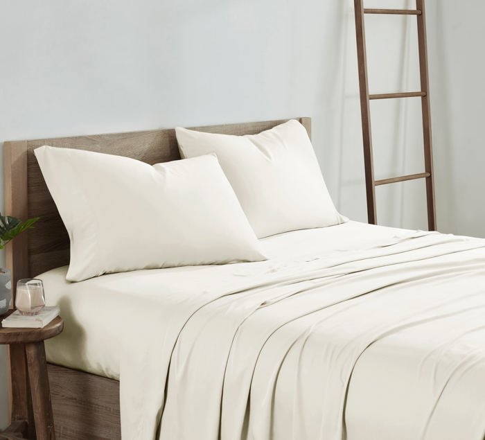 Kathy Ireland 300 Thread Count 100% Bamboo Sheet Set