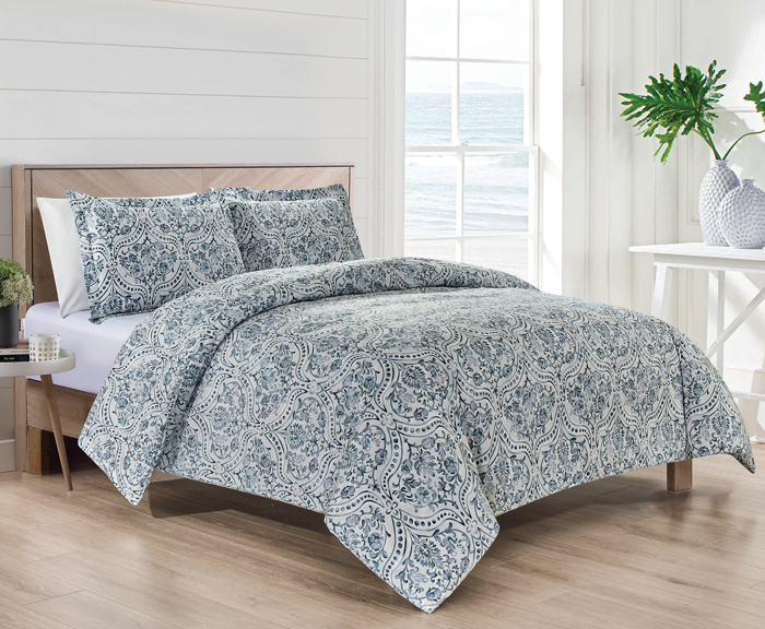 Bibb Home 4 Piece Solid Quilt Set with Cushion
