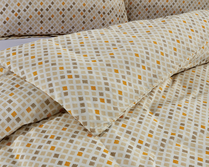 Bibb Home 4 Piece Solid Quilt Set with Cushion