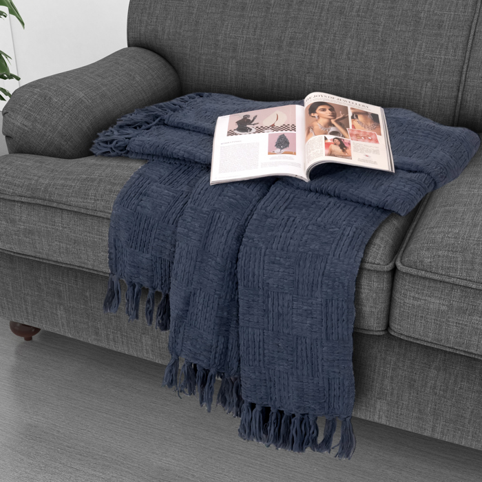 Kathy Ireland Oversized Chenille Polyester Fringed Basket Throw 50? X 70?