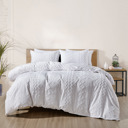 Full/Double White Bibb Home 2000 Count Tufted Duvet Cover (3-Piece)
