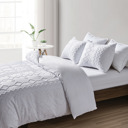 King White Bibb Home 2000 Count Tufted Duvet Cover (3-Piece)