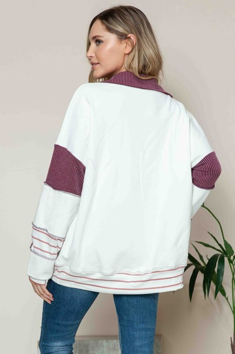 SOLID LOOSE FIT TOP WITH STRIPE CONTRAST