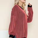 S-M CORAL TWO COLOR WAVE RIB SWEATSHIRT WITH SIDE SLIT
