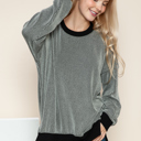 S-M LIGHT GREY TWO COLOR WAVE RIB SWEATSHIRT WITH SIDE SLIT