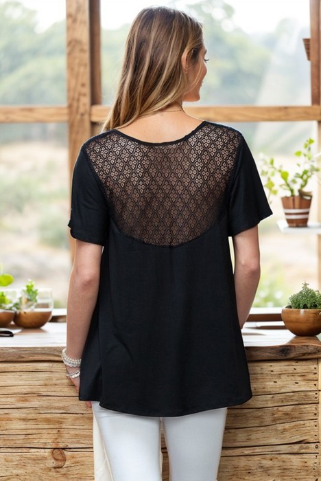 SOLID SHORT SLEEVE TOP WITH BACK LACE CONTRAST