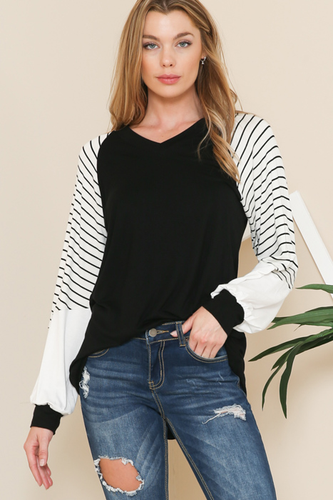 V-NECK BASEBALL TUNIC WITH STRIPE SLEEVES