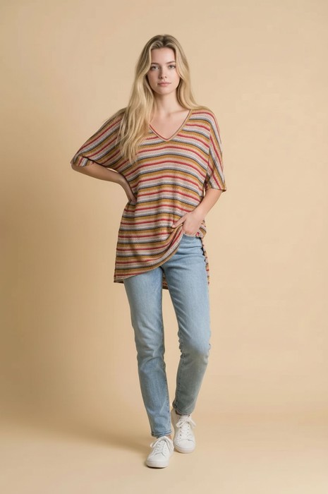 OVERSIZE V-NECK SHORT SLEEVE TUNIC WITH SIDE SLIT