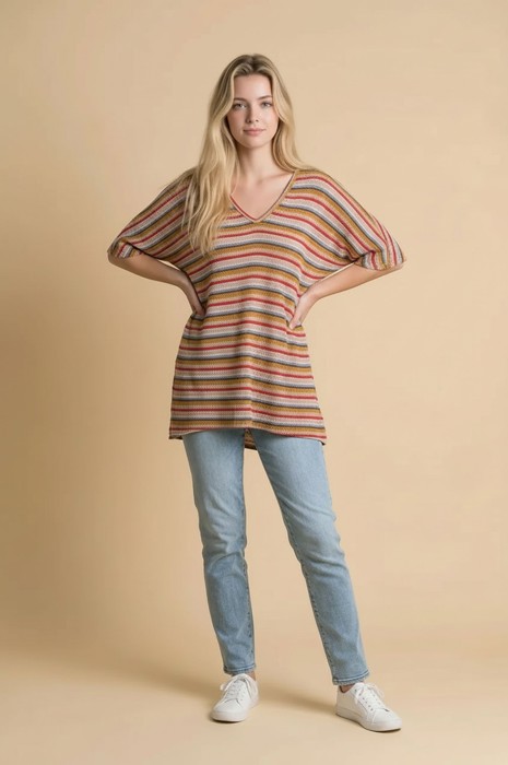 OVERSIZE V-NECK SHORT SLEEVE TUNIC WITH SIDE SLIT