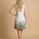 Medium WHITE FLORAL SLEEVELESS SHIFT DRESS