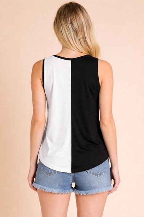 COLOR BLOCK V-NECK SLEEVELESS TOP WITH POCKET