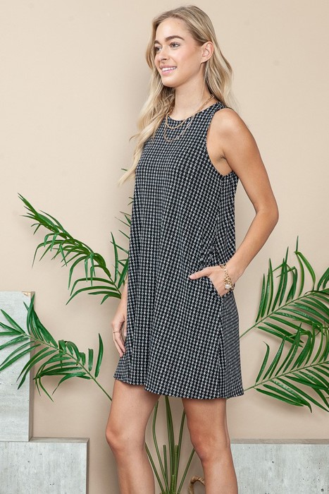PRINTED CREW NECK SLEEVELESS DRESS WITH POCKETS