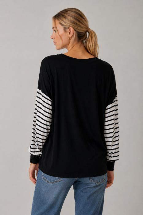 CRISS CROSS CHEST TOP WITH STRIPE SLEEVE CONTRAST