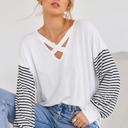 XL WHITE CRISS CROSS CHEST TOP WITH STRIPE SLEEVE CONTRAST