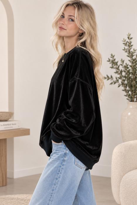 OVERSIZED PLUSH SWEATSHIRT