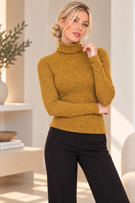 KNIT TURTLE NECK TOP