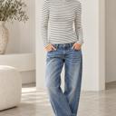 Medium WHITE/BLACK STRIPE TURTLE NECK TOP