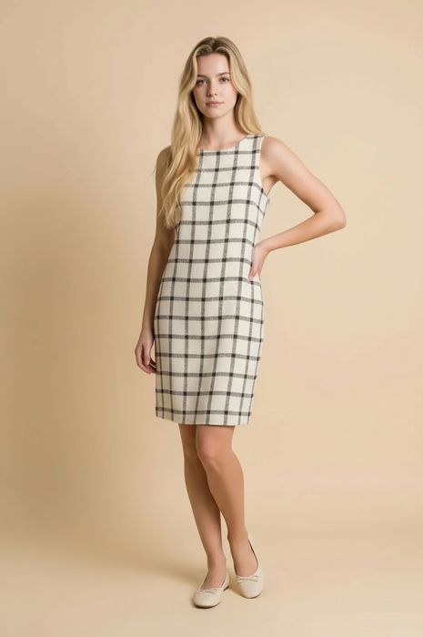 SLEEVELESS SHIFT DRESS WITH PLAID PATTERN