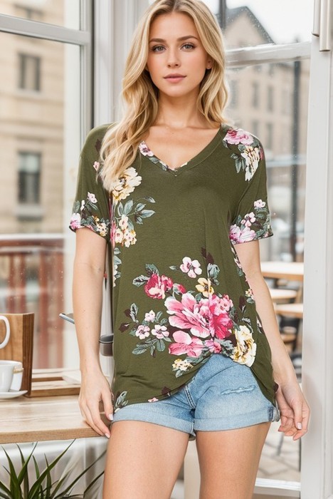 V-NECK BASIC SHORT SLEEVE FLORAL TOP WITH SIDE TIE