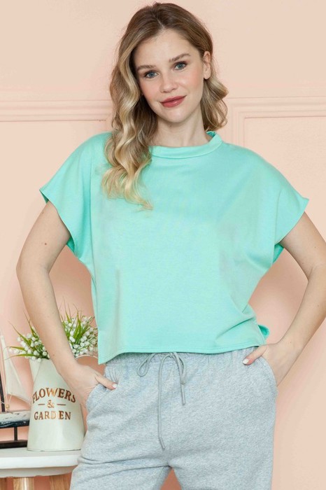 SOLID CROP TOP