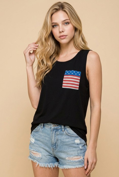 SOLID TANK TOP WITH FLAG DETAIL