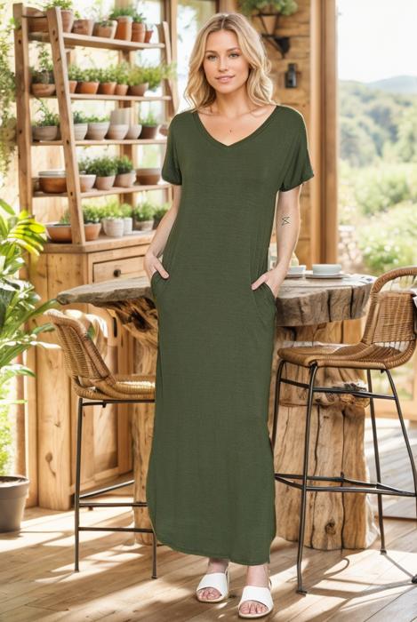 SHORT SLEEVE MAXI DRESS WITH SIDE SLIT AND POCKETS